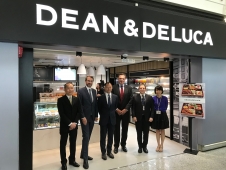 DEAN & DELUCA Signs Deal with  Lagardère Travel Retail