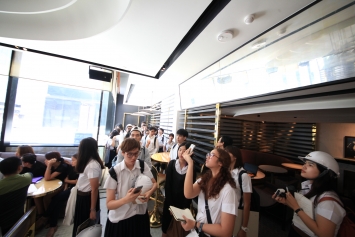 STUDENT VISIT TO MAHANAKHON